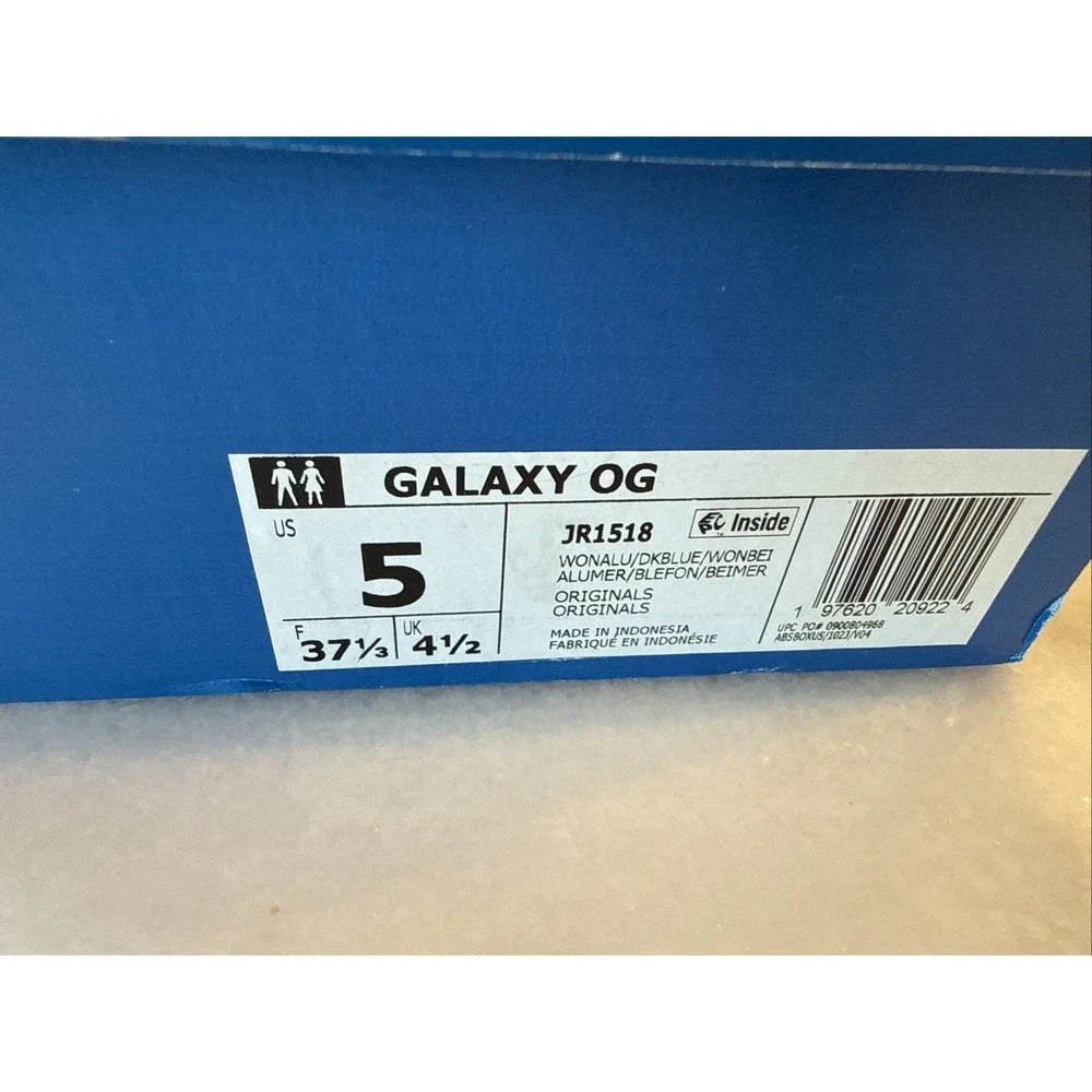 New Adidas Galaxy OG‎ Big Kids Size 5